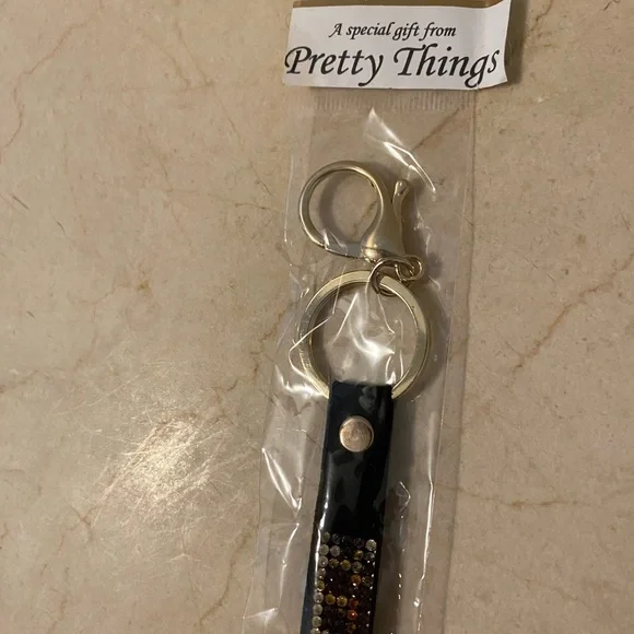 Beaded Keychain Accessory - Picture 3 of 6